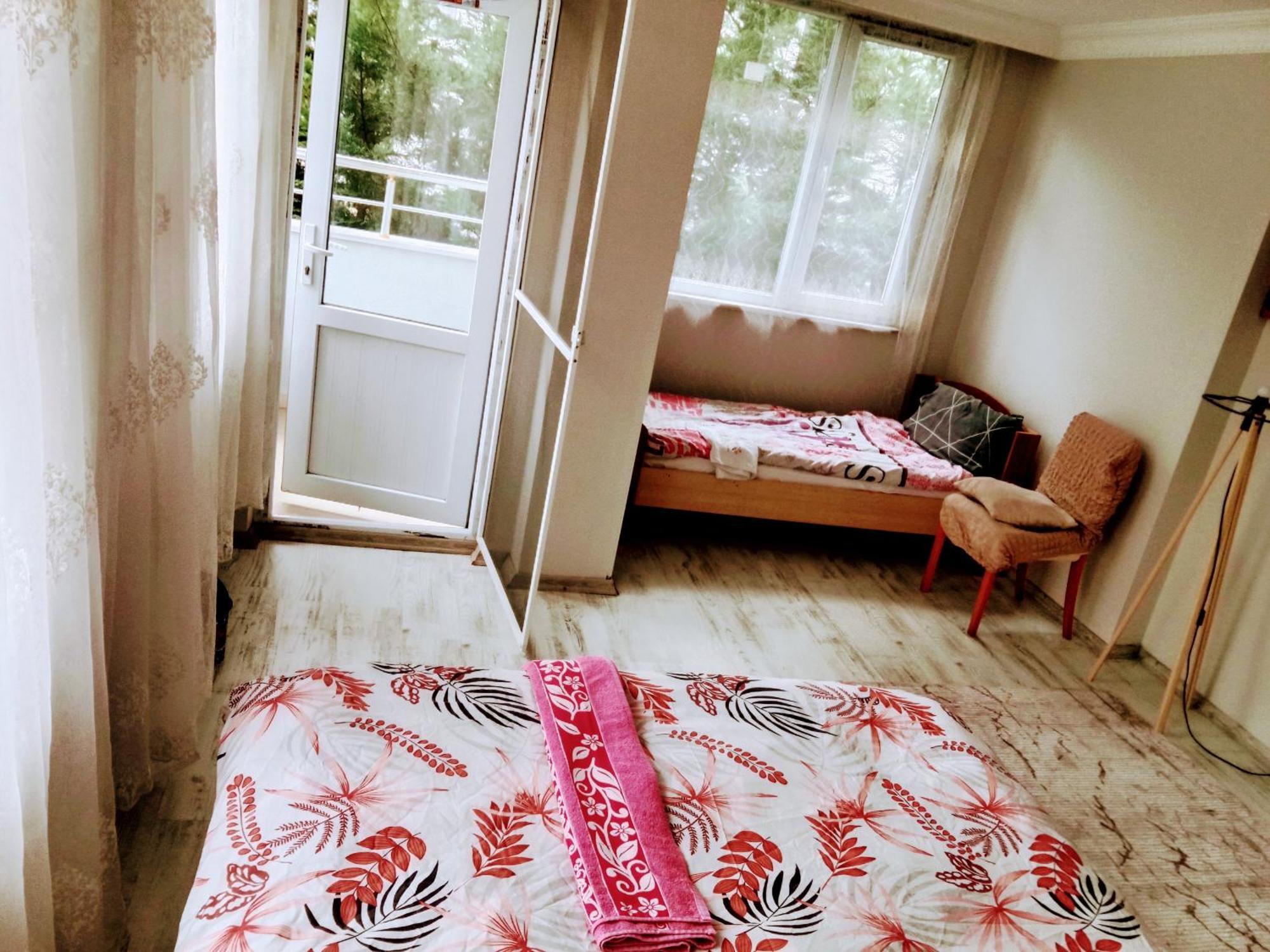 Orman Villa Hotel Is 6 Minutes From The Airport Arnavutkoy Exterior foto