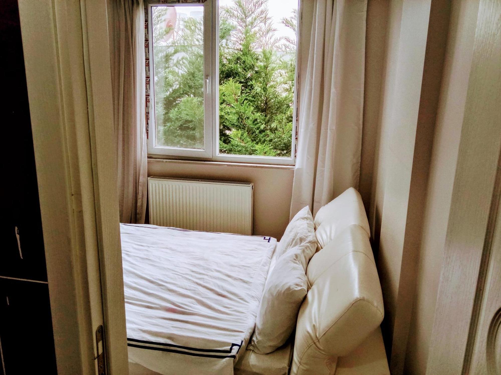Orman Villa Hotel Is 6 Minutes From The Airport Arnavutkoy Exterior foto
